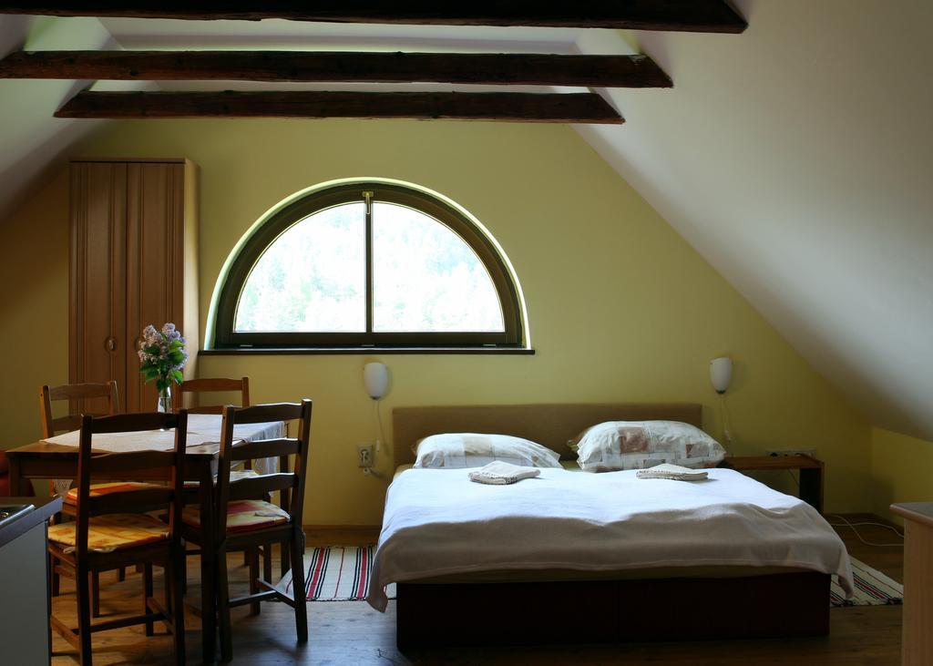 Penzion Kremenisko Banska Stiavnica Bilik gambar